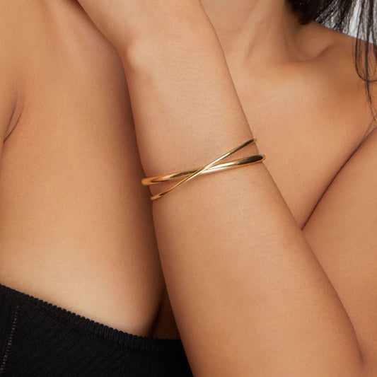 Eva Gold Twist Armbånd