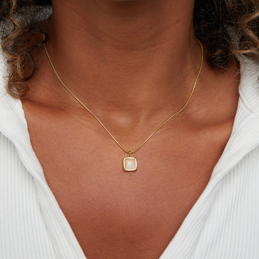 Riva Moonstone Pendant Halskæde