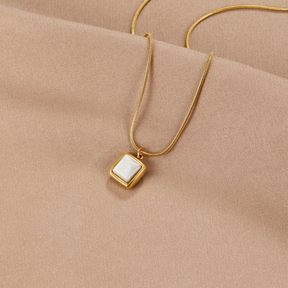 Riva Moonstone Pendant Halskæde