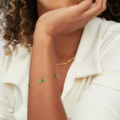 Trinity Emerald Armbånd
