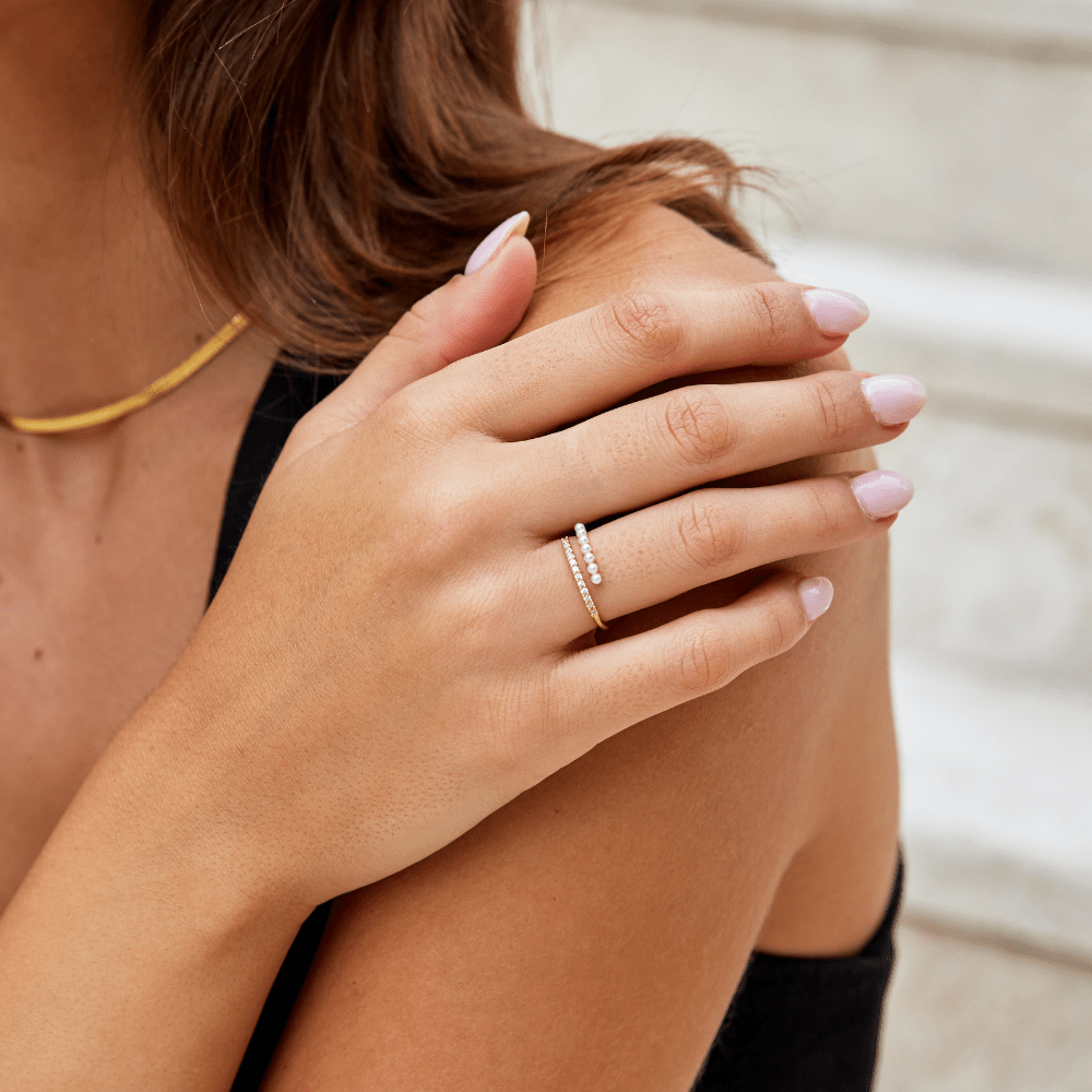 “Wrap Me” Perle & Krystal Ring